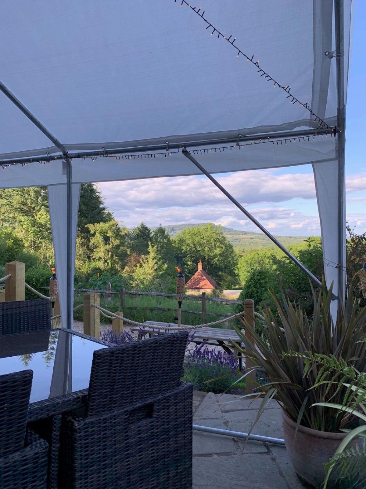 فيلا The Tool Shed Nestled In Idyllic Countryside Linchmere المظهر الخارجي الصورة